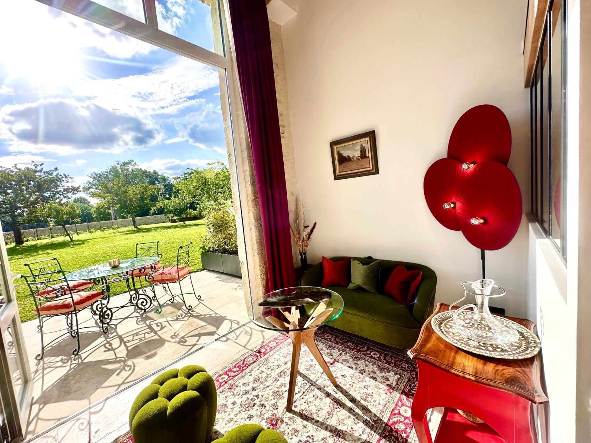 Chateau De Lafont Suites Saint-Vivien  المظهر الخارجي الصورة