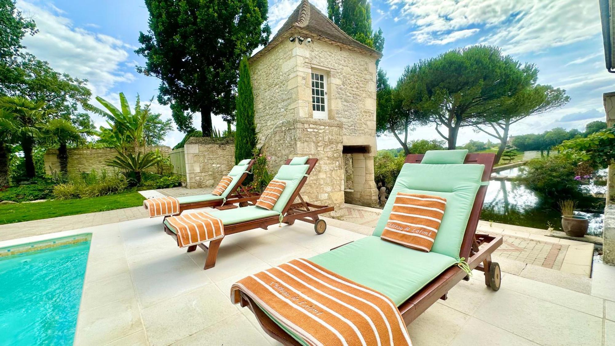 Chateau De Lafont Suites Saint-Vivien  المظهر الخارجي الصورة