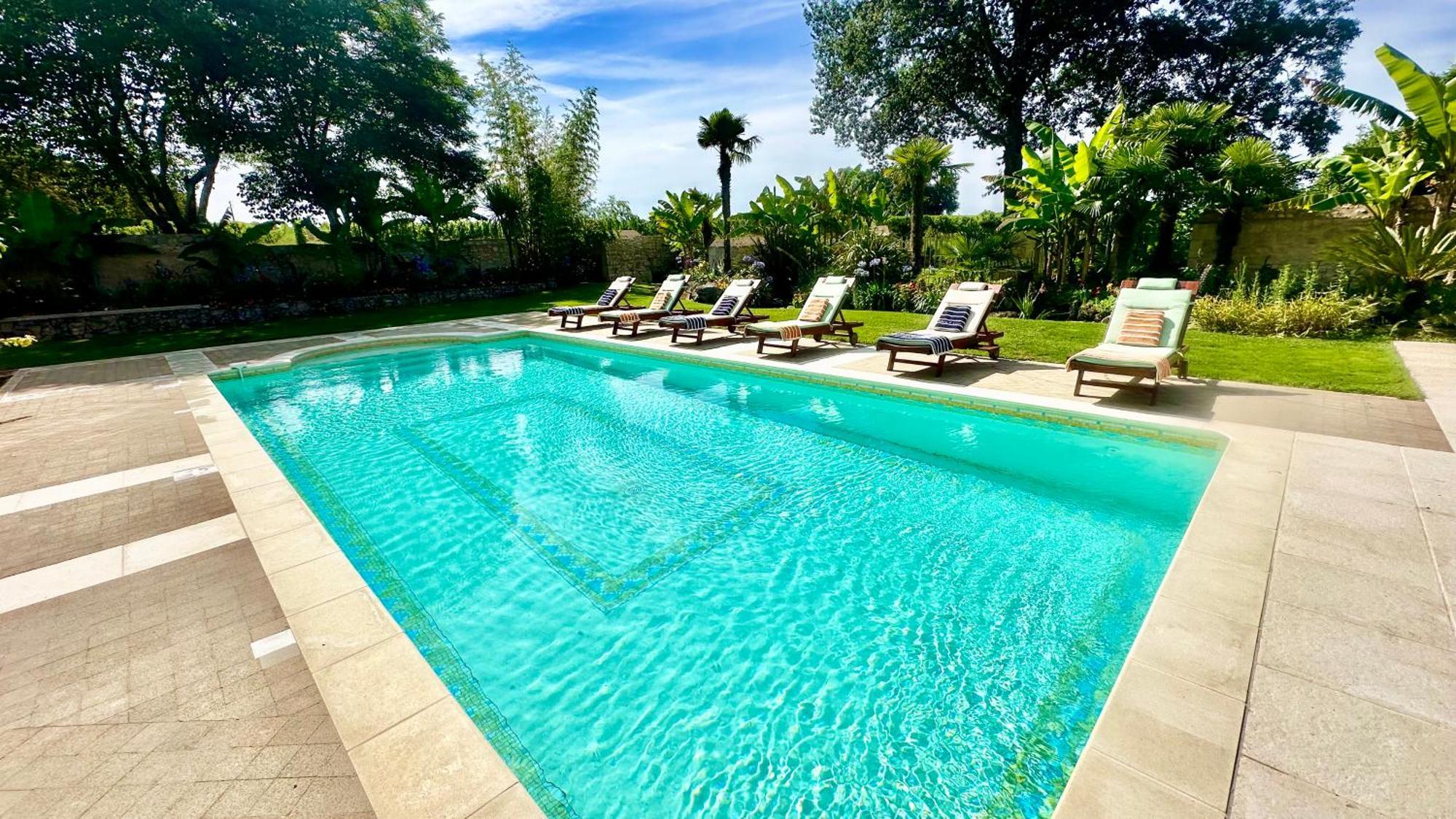 Chateau De Lafont Suites Saint-Vivien  المظهر الخارجي الصورة