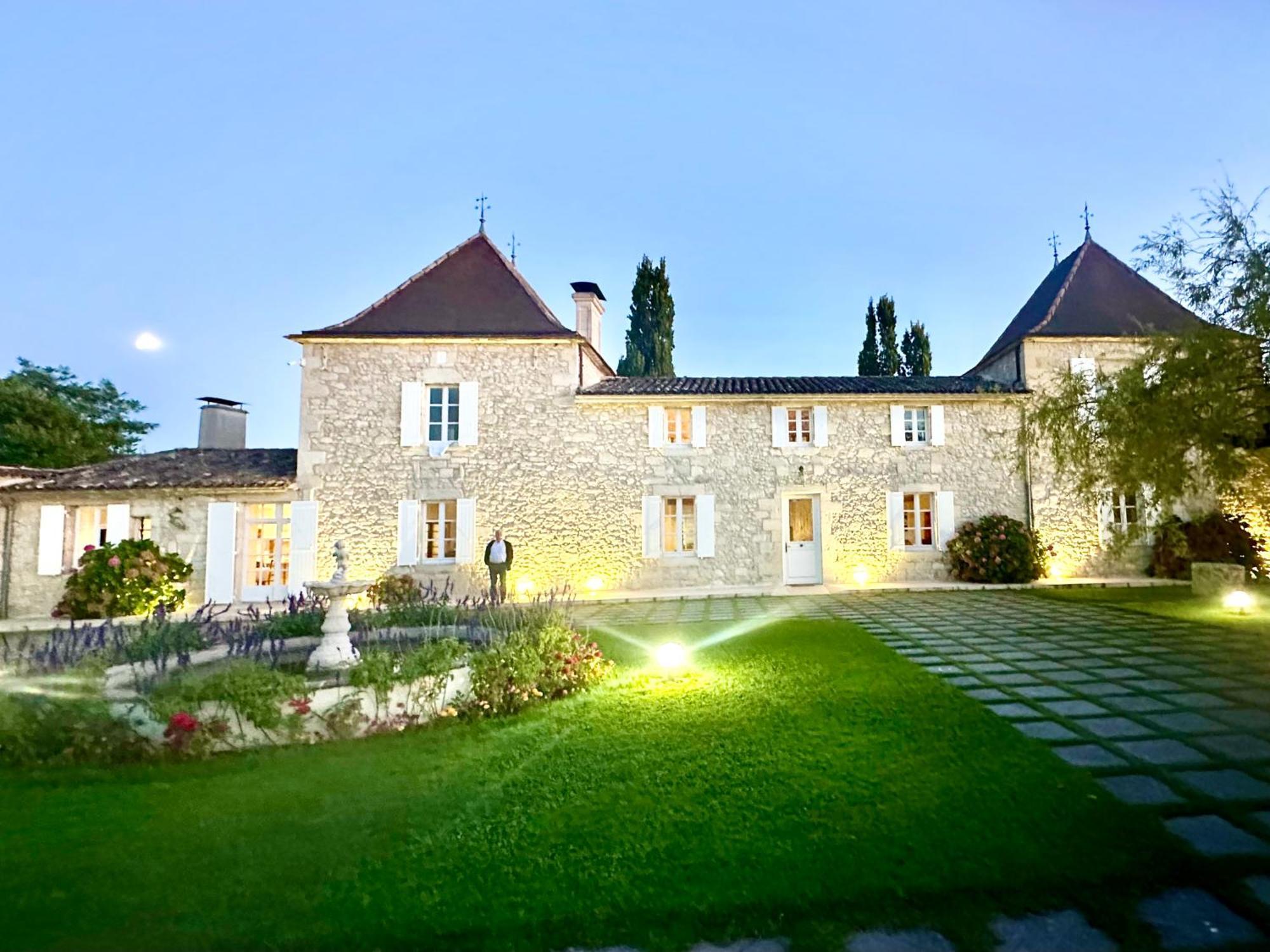 Chateau De Lafont Suites Saint-Vivien  المظهر الخارجي الصورة